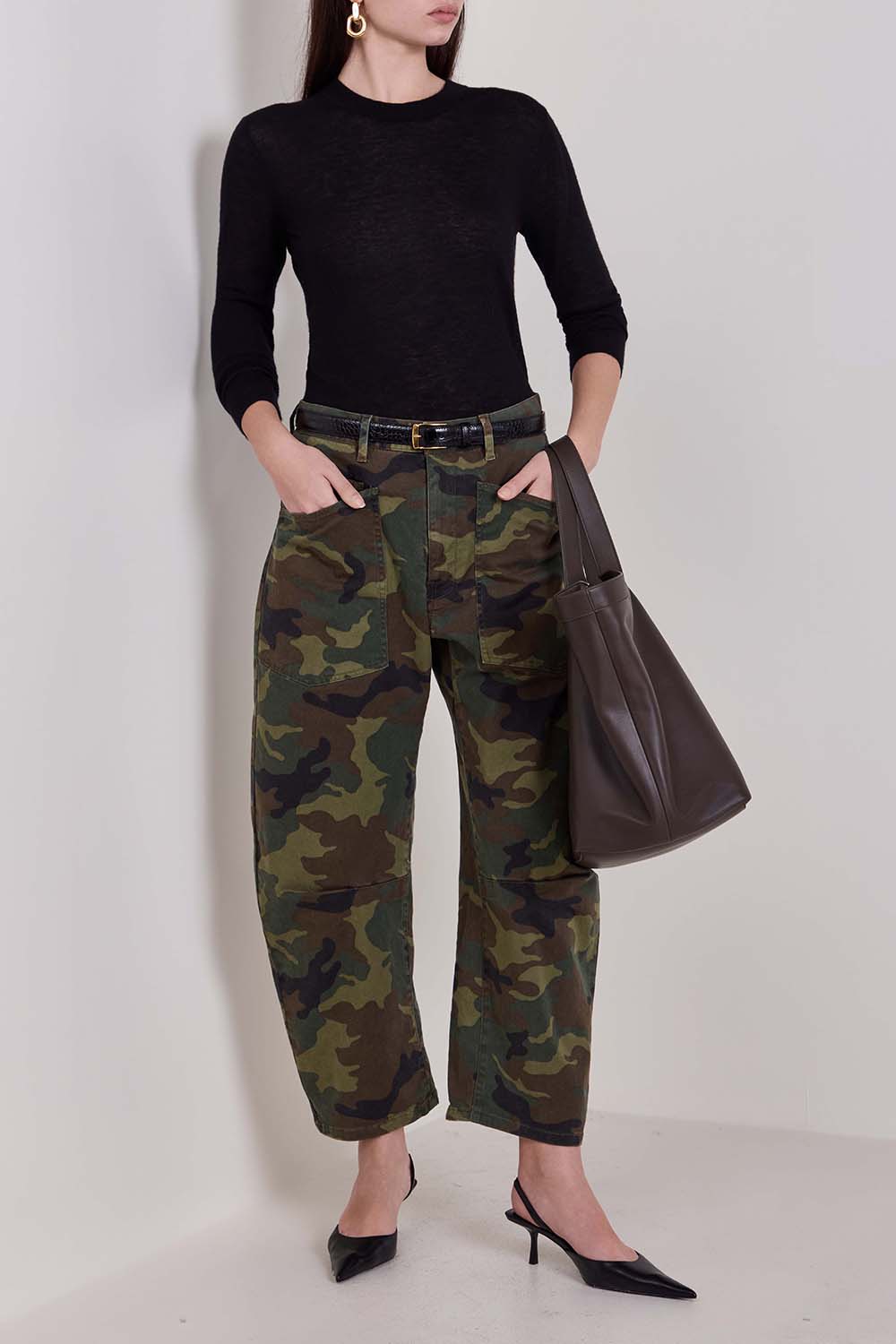 מכנסיים בגזרת ברל